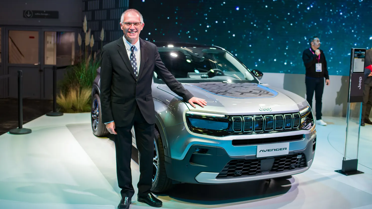 Jeep CEO Antonio Filosa reveals bold turnaround plan to address sales decline and boost market presence by 2027.